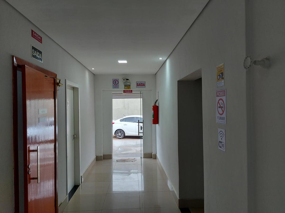 Hotel Real Villes Várzea Grande Extérieur photo